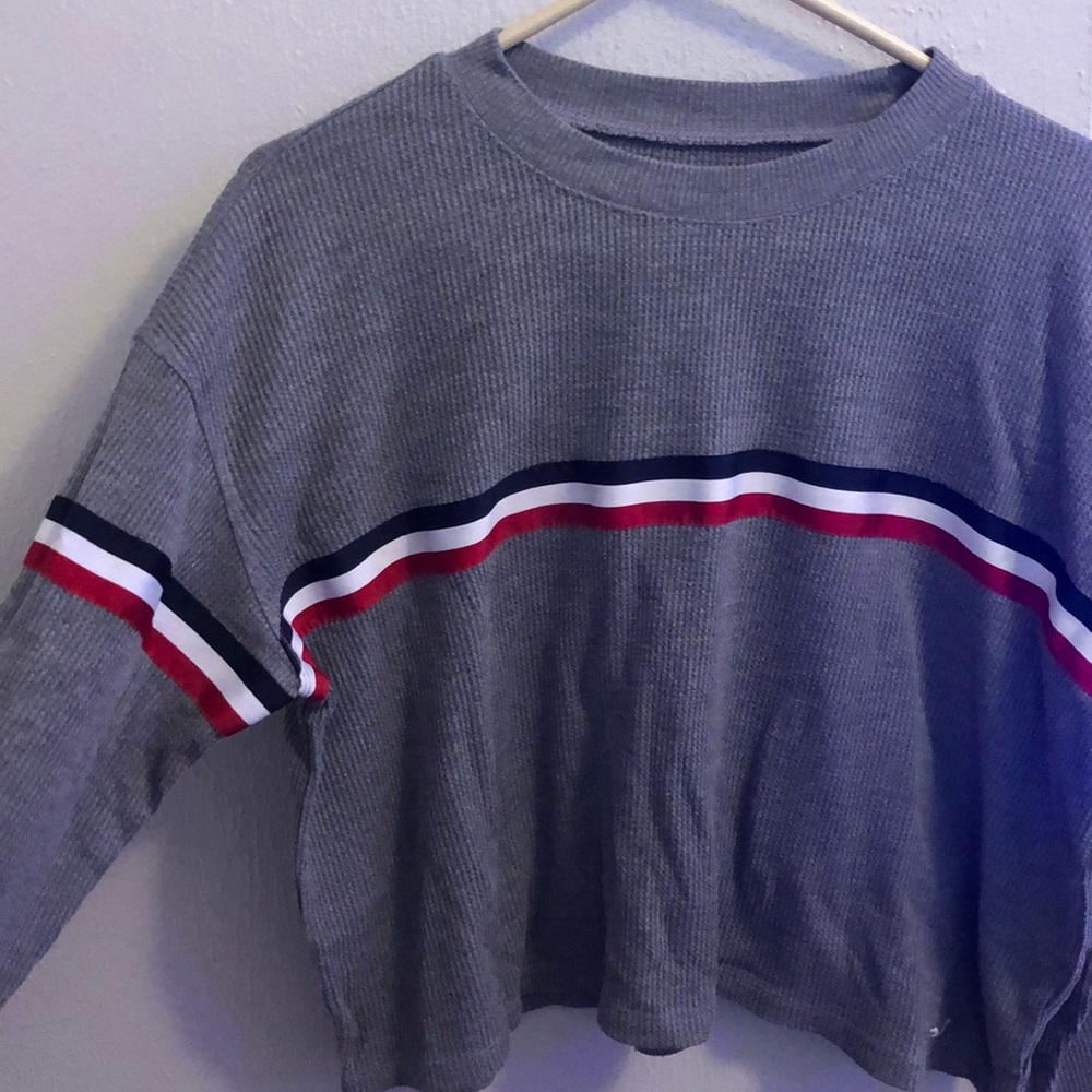 HOLLISTER cropped long-sleeve shirt